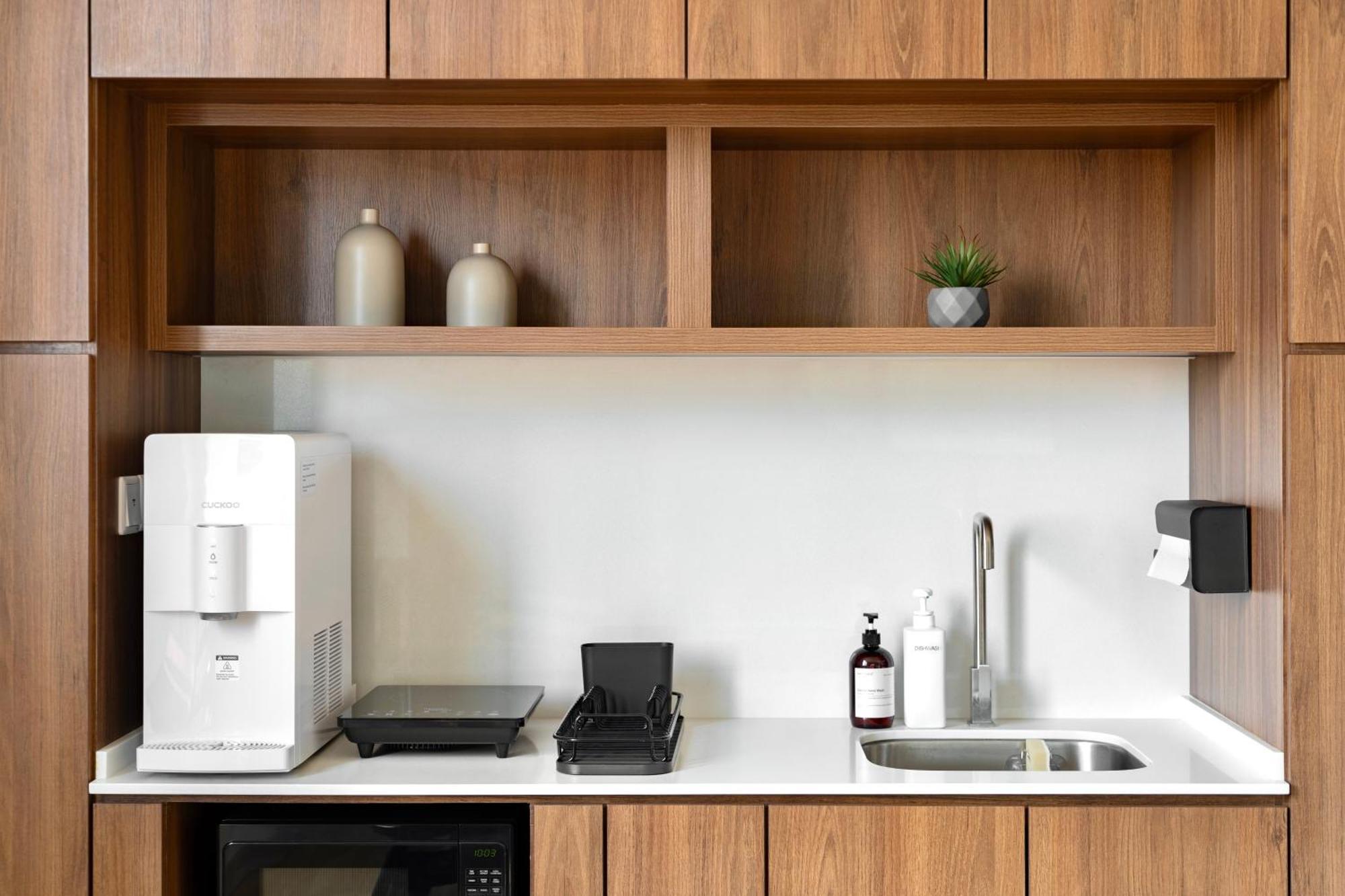 Codrington House - Boutique Apartments จอร์จทาวน์ ภายนอก รูปภาพ